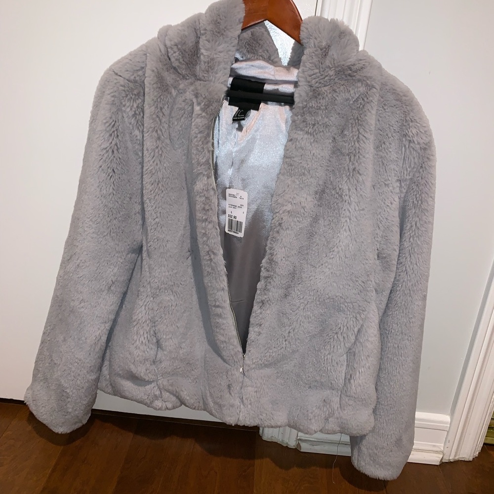 Warm fuzzy grey faux fur jacket BRAND NEW